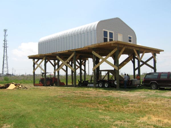 louisiana steel building on stilts