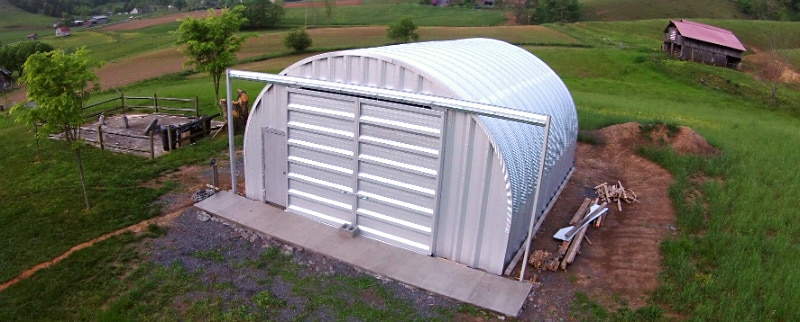 S model steel building with sliding steel doors