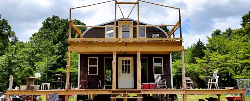 deck construction of a model steel house