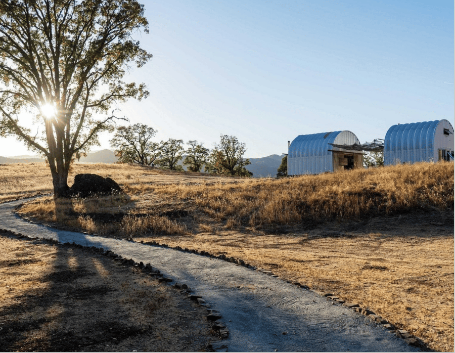 2 steel S-Model cabins