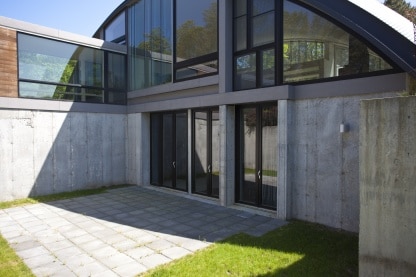 exterior of q model steel house with custom endwalls