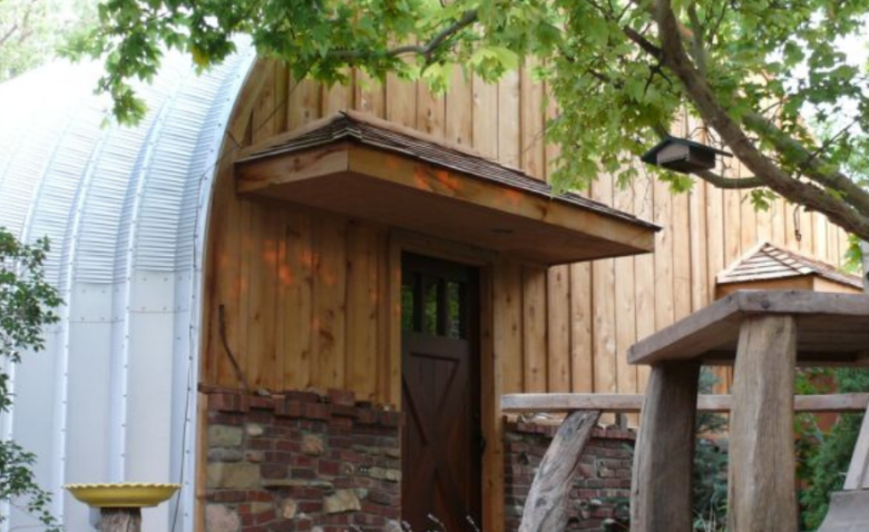 Detached Garage